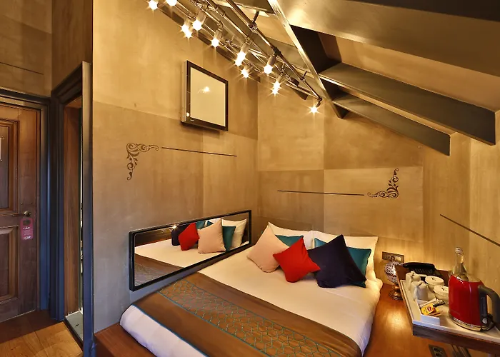 Hotel Sanat Boutique Pera 3*