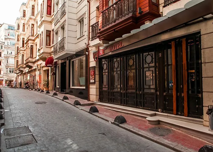 Sanat Boutique Pera 3*