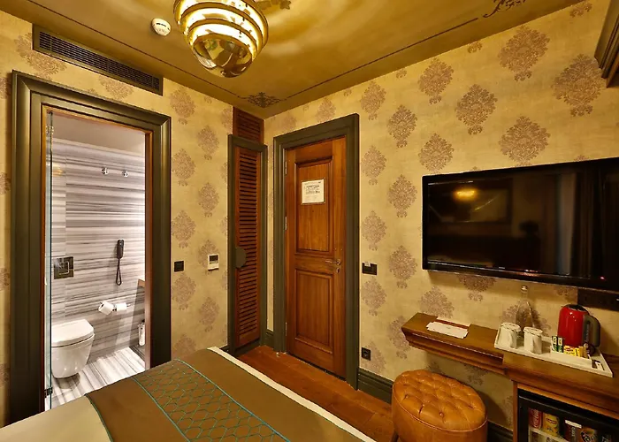 Sanat Boutique Pera 3*