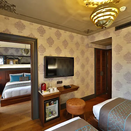 Hotel Sanat Boutique Pera 3*