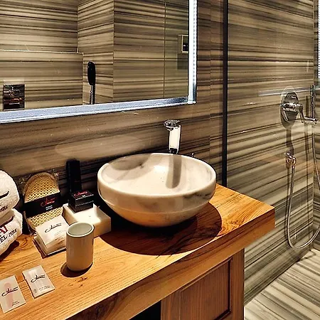 Отель Sanat Boutique Pera 3*