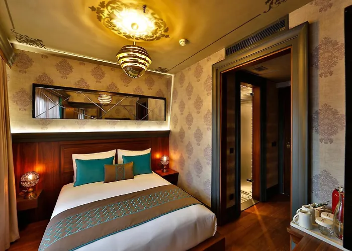 Sanat Boutique Pera 3*