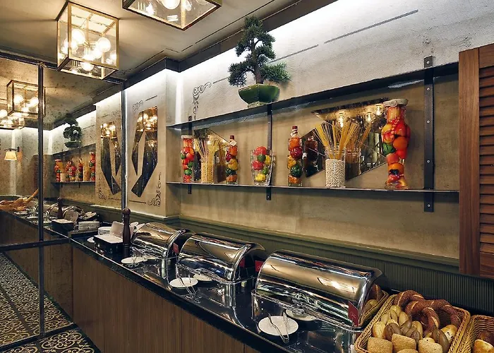 Hotel Sanat Boutique Pera 3*