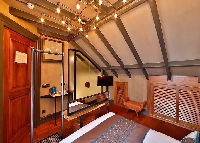 Hotel Sanat Boutique Pera 3*