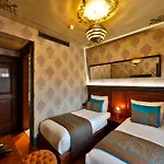 Hotel Sanat Boutique Pera 3*
