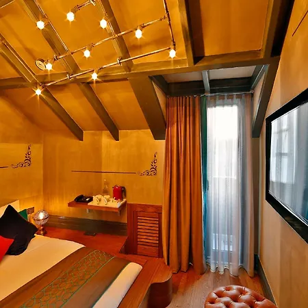 Sanat Boutique Pera 3*